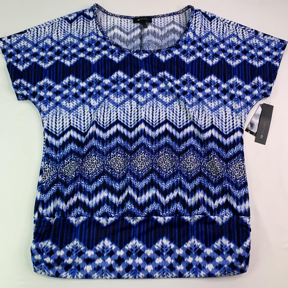 NWT AB Studio Womens Geometric Blue & White Blouse Top Size Medium